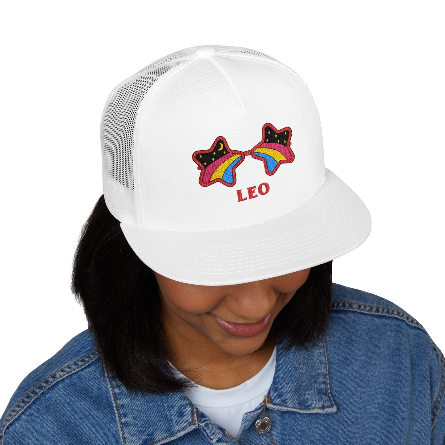 Retro Zodiac Sign Trucker Hat — Leo